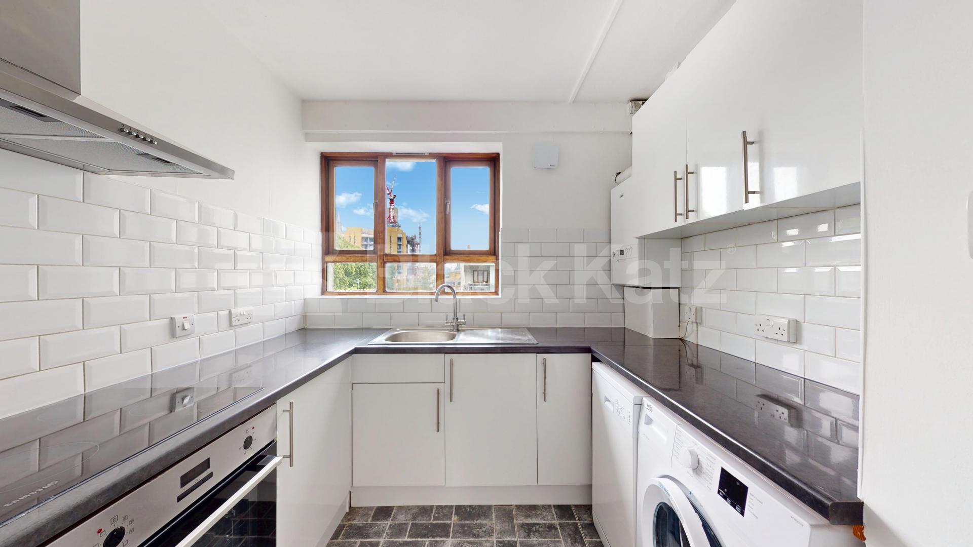 			2 Bedroom, 1 bath, 1 reception Flat			 Birkenhead Street, Kings Cross